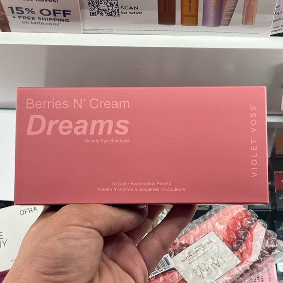 Violet Voss: Berries N’ Cream Dreams Eyeshadow Palette - Picture 2 of 4